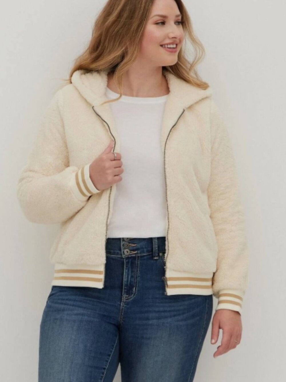 NWT Torrid Size 1X Cream Faux Fur Jacket